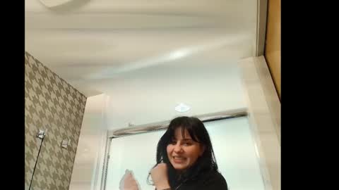 Sincerelyneon online show from 02-05-26, 01:10