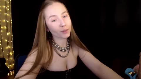 Snapshot of sindiwatsoon chatting on 02-19-26, 07:10 Sindi online show from 02-19-26, 07:10