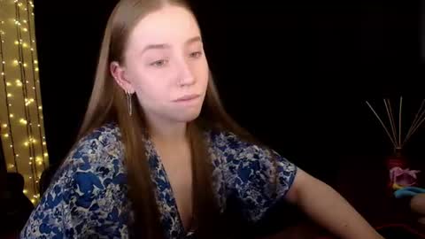 Snapshot of sindiwatsoon chatting on 06-09-26, 05:35 Sindi online show from 06-09-26, 05:35