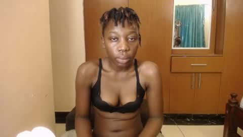 Snapshot of sindoll_ chatting on 05-04-26, 04:52 Elsy online show from 05-04-26, 04:52