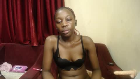 Snapshot of sindoll_ chatting on 05-11-26, 05:43 Elsy online show from 05-11-26, 05:43