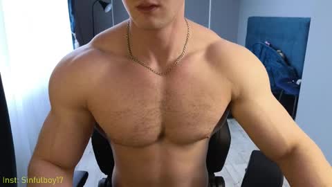 Snapshot of sinffuly chatting on 04-19-26, 08:46 Richard online show from 04-19-26, 08:46