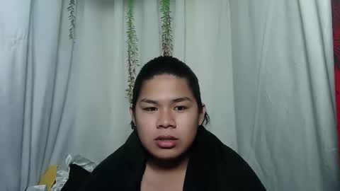 Snapshot of singleheart05 chatting on 02-23-26, 11:51 singleheart05 online show from 02-23-26, 11:51