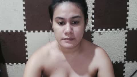Snapshot of singlemomma31 chatting on 01-17-25, 06:47 stef online show from 01-17-25, 06:47