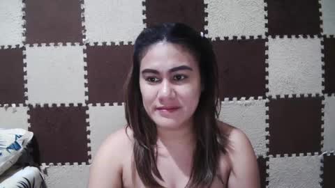 Snapshot of singlemomma31 chatting on 01-30-25, 01:21 stef online show from 01-30-25, 01:21