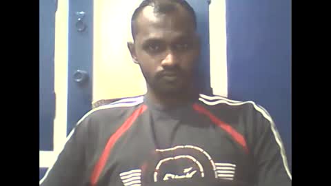 Snapshot of singletamilblackboy chatting on 12-13-24, 07:47 singletamilblackboy online show from 12-13-24, 07:47