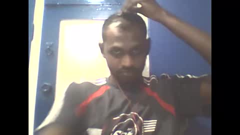 Snapshot of singletamilblackboy chatting on 12-13-24, 11:02 singletamilblackboy online show from 12-13-24, 11:02