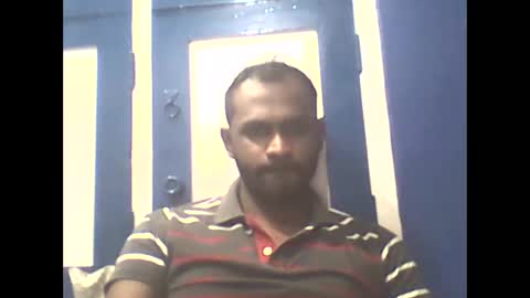 Snapshot of singletamilblackboy chatting on 01-01-25, 08:15 singletamilblackboy online show from 01-01-25, 08:15