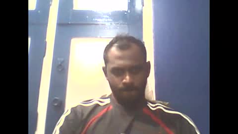 Snapshot of singletamilblackboy chatting on 01-21-25, 12:18 singletamilblackboy online show from 01-21-25, 12:18