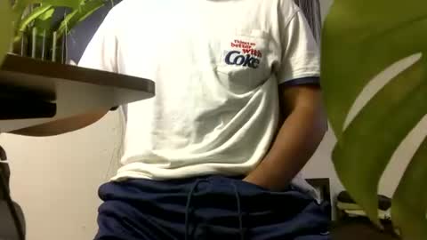 Snapshot of singoutloud37 chatting on 10-28-25, 03:21 singoutloud37 online show from 10-28-25, 03:21