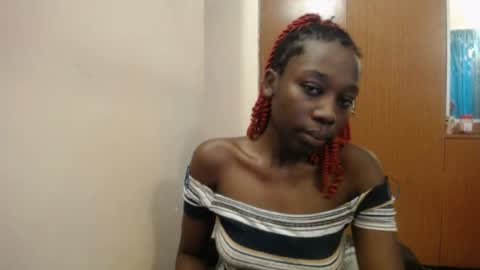 Snapshot of sinn_doll chatting on 05-28-26, 11:07 Elsie online show from 05-28-26, 11:07