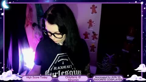 Sinomin online show from 12-31-24, 03:23