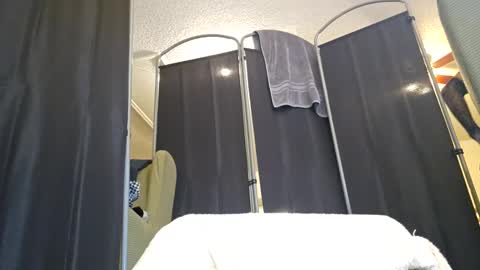 Snapshot of sinseason chatting on 03-05-25, 08:54 Sinseason online show from 03-05-25, 08:54