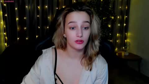 Sinty Noria online show from 02-10-25, 04:08