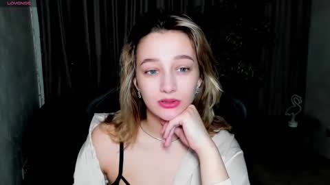 Sinty Noria online show from 03-06-25, 03:35