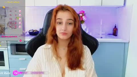 Snapshot of sinty_noria chatting on 06-17-26, 01:08 Sinty Noria online show from 06-17-26, 01:08
