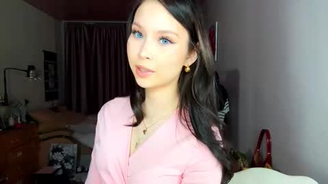 Emma online show from 11-15-25, 11:51