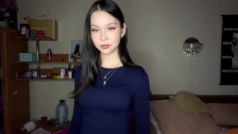 Emma online show from 12-04-25, 12:03