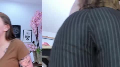 Siouxsie online show from 03-04-26, 10:54