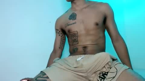 Snapshot of sir_black1 chatting on 12-07-24, 09:22 Sir black online show from 12-07-24, 09:22