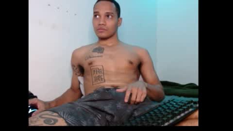 Snapshot of sir_black1 chatting on 10-28-25, 02:53 Sir black online show from 10-28-25, 02:53