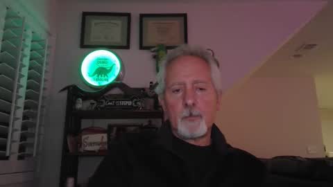 Don Roberto online show from 11-05-25, 03:28