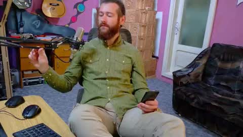 I am The Fourth and only Sir. Pelo online show from 12-16-25, 12:21