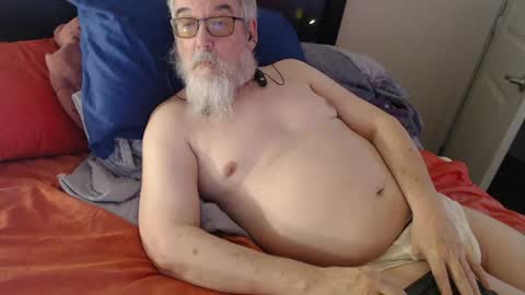 Snapshot of sirbeercan chatting on 07-07-26, 09:02 sir beer can the friendly hermit online show from 07-07-26, 09:02