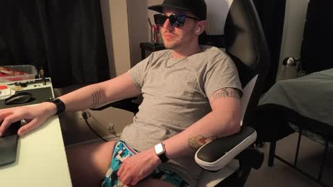 Sir Daddy McQween online show from 04-02-26, 07:50