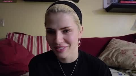 Sirenity online show from 09-23-25, 04:04