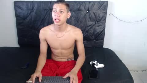 Snapshot of sirryant chatting on 10-12-25, 02:38 SIR RYANT online show from 10-12-25, 02:38