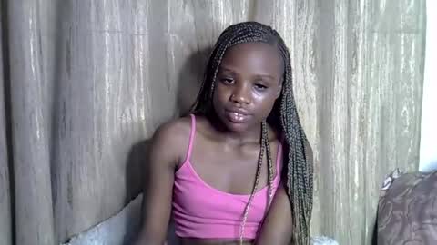 shannie online show from 11-22-25, 01:48