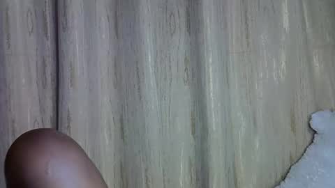 shannie online show from 12-04-25, 03:54