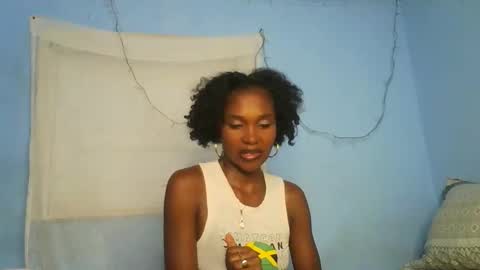 Snapshot of sissi0325 chatting on 02-09-26, 06:45 Sissi0325 online show from 02-09-26, 06:45