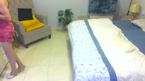 D i f a  Ana Arbeh shemale online show from 04-19-26, 06:46