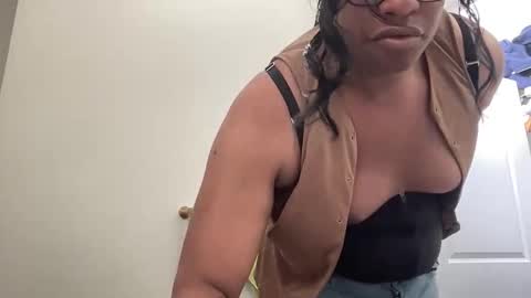 Sissyblkgoddess online show from 02-19-26, 03:02