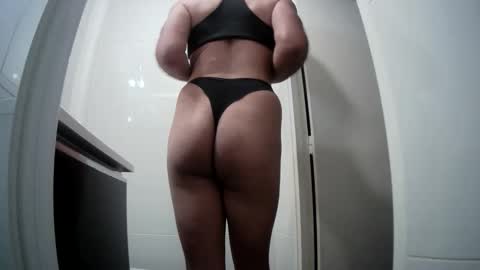 Free and looking for a owner online show from 05-22-26, 10:21