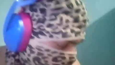 Snapshot of sissycrossdrese chatting on 03-11-25, 01:01 sissycrossdrese online show from 03-11-25, 01:01