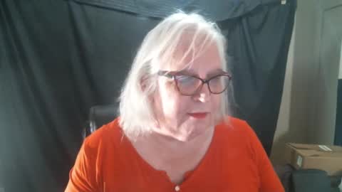 Sissy Diane online show from 01-14-25, 12:33