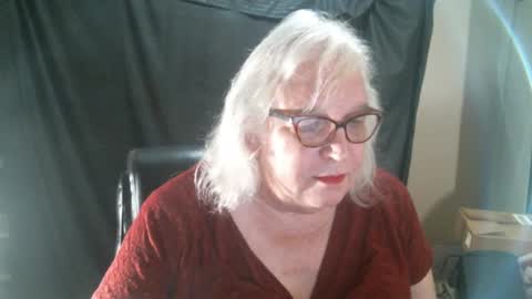Sissy Diane online show from 01-30-25, 12:39