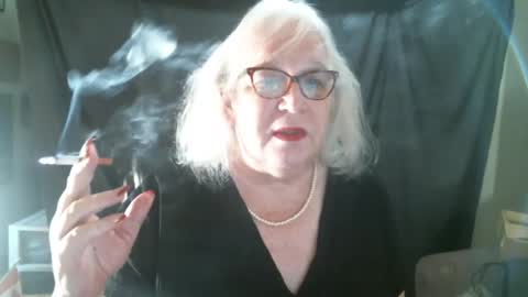 Sissy Diane online show from 03-09-25, 01:15