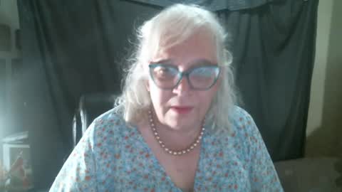 Sissy Diane online show from 10-08-25, 11:35