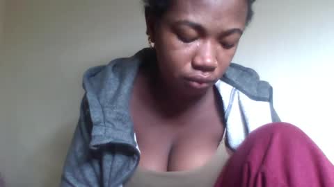 Snapshot of sisyh697532 chatting on 05-17-26, 03:37 sisyh697532 online show from 05-17-26, 03:37