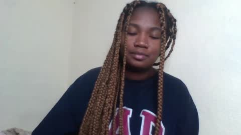 Snapshot of sisyh697532 chatting on 06-12-26, 08:30 sisyh697532 online show from 06-12-26, 08:30