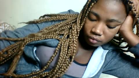 Snapshot of sisyh697532 chatting on 06-17-26, 12:13 sisyh697532 online show from 06-17-26, 12:13