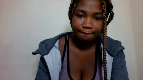 Snapshot of sisyh697532 chatting on 06-17-26, 02:29 sisyh697532 online show from 06-17-26, 02:29
