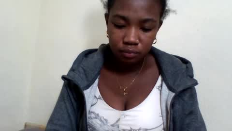 Snapshot of sisyh697532 chatting on 06-21-26, 12:35 sisyh697532 online show from 06-21-26, 12:35