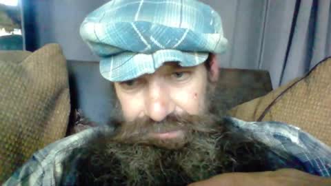 Snapshot of sitonmybeardxxx chatting on 05-09-26, 06:57 sitonmybeardxxx online show from 05-09-26, 06:57