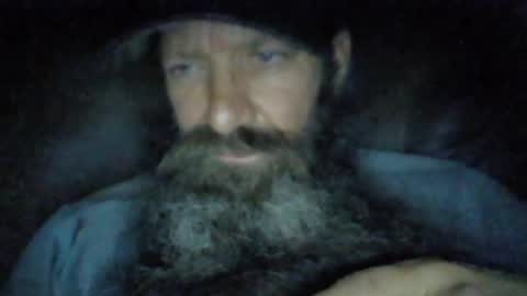 Snapshot of sitonmybeardxxx chatting on 05-20-26, 01:34 sitonmybeardxxx online show from 05-20-26, 01:34