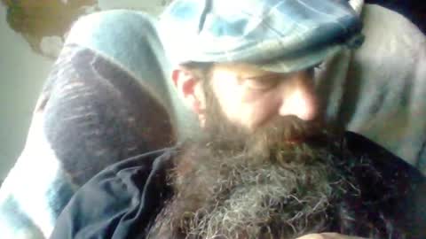 Snapshot of sitonmybeardxxx chatting on 05-24-26, 07:19 sitonmybeardxxx online show from 05-24-26, 07:19